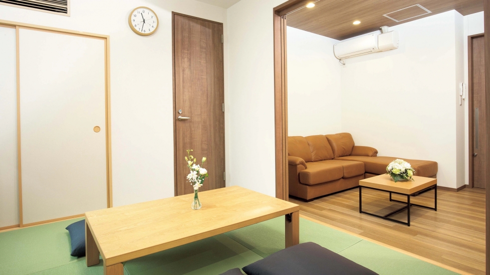 エンディングハウス弥刀