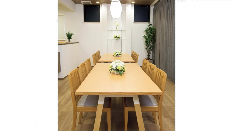 エンディングハウス弥刀