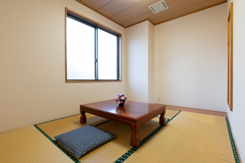 ライフケア 湯本会堂