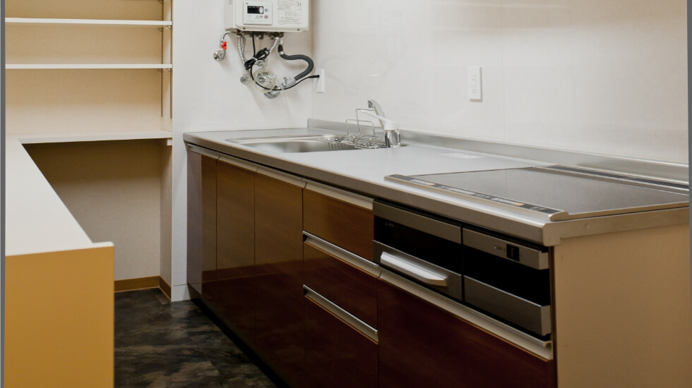 株式会社公詢社 フューネラル神戸 四季