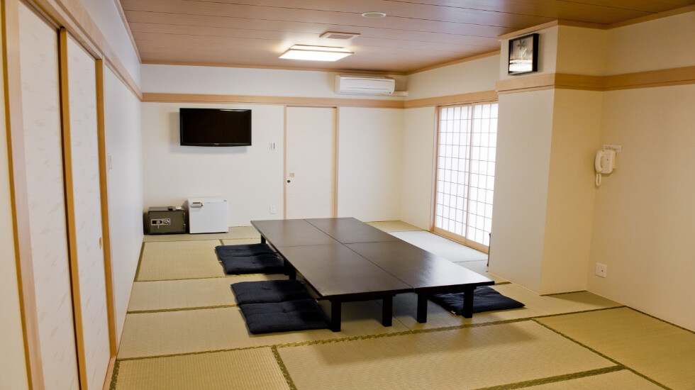 株式会社公詢社 フューネラル神戸 四季