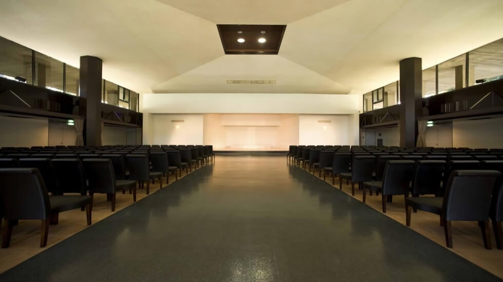 青山葬儀所(休館中)