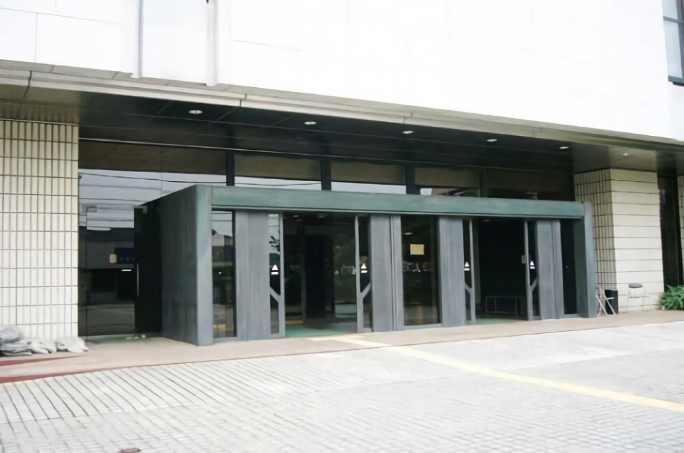 久保山霊堂（久保山斎場）