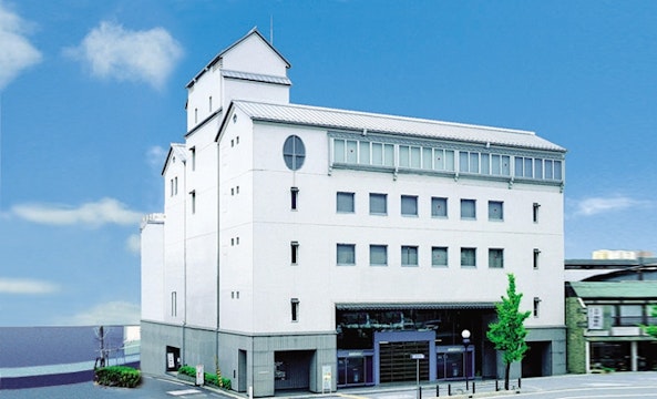 中央ブライトホール