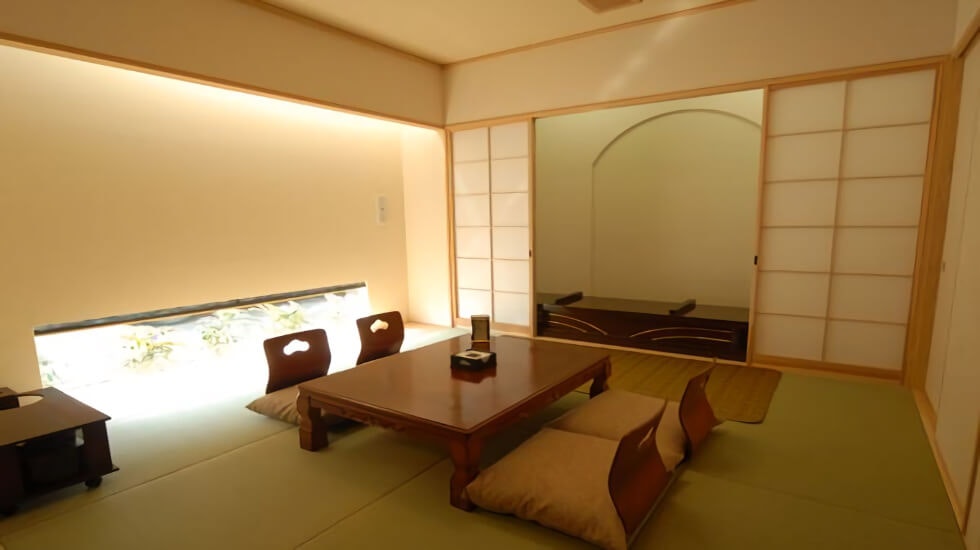 天国社ロイヤルシティーホール宮崎