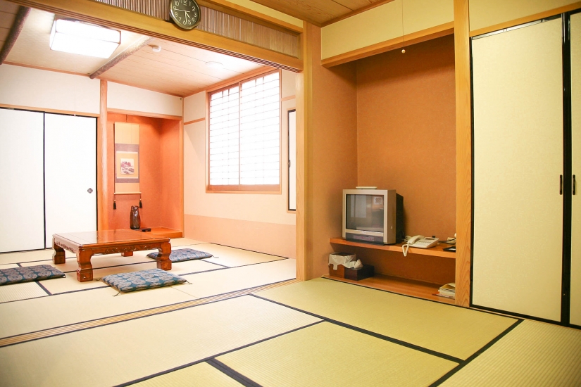 日野メモリードホール