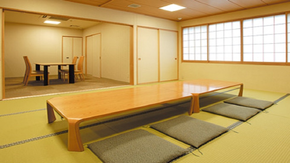 ファミーユたいはく