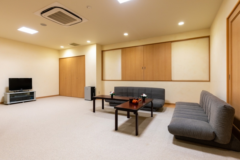 ライフケア穴川会堂