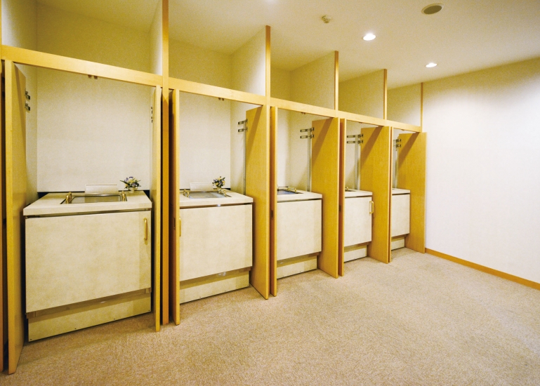 ライフケア 八幡会堂