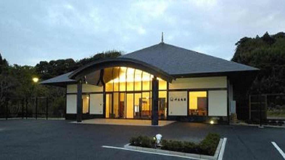 アスカ 岬法輪閣