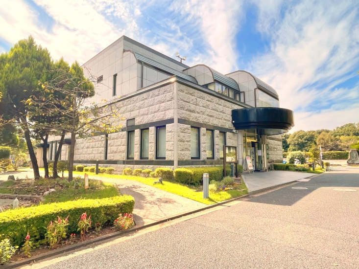 横浜聖地霊園会館