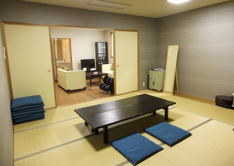 VIPシティホール燕