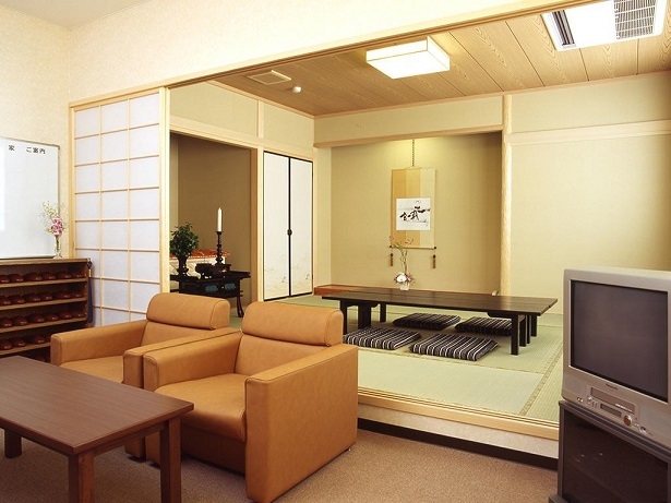 平安会館 味美斎場