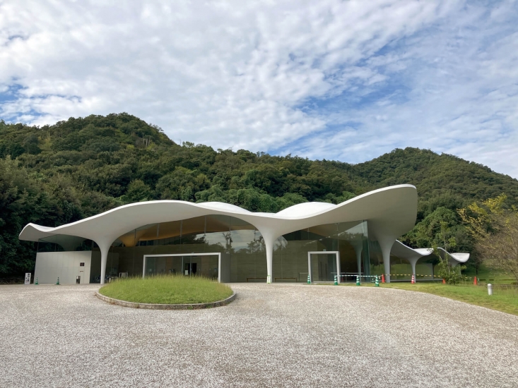 瞑想の森 市営斎場