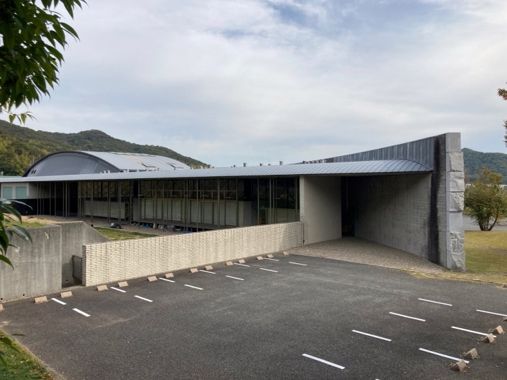 揖龍火葬場 筑紫の丘斎場