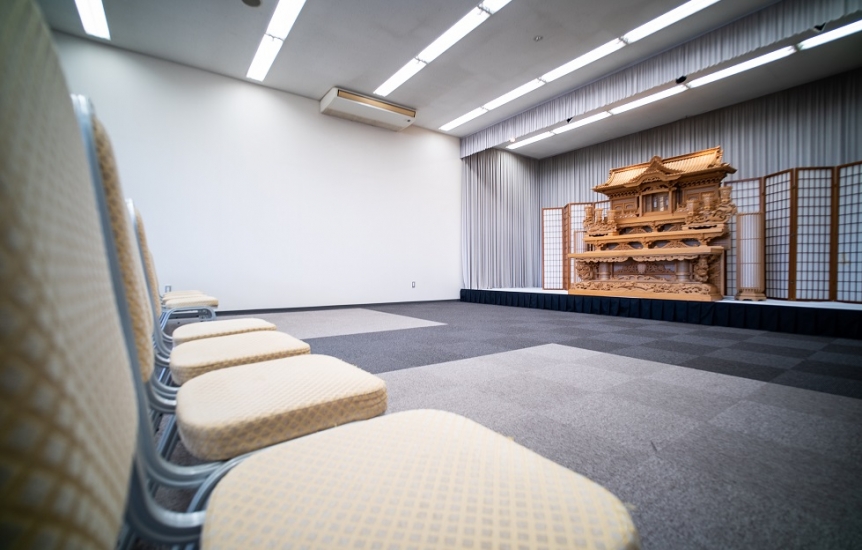 万場千音寺斎場