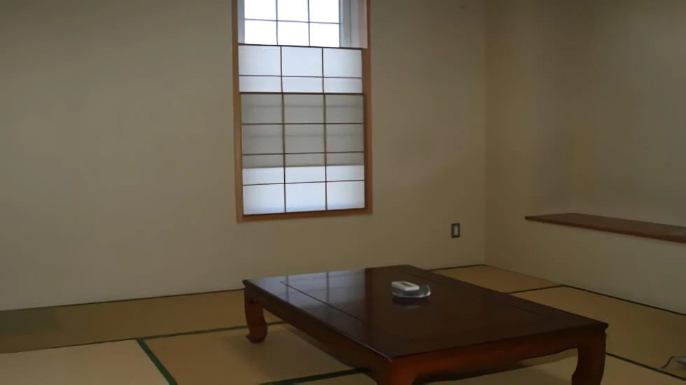 つなぐホール上野