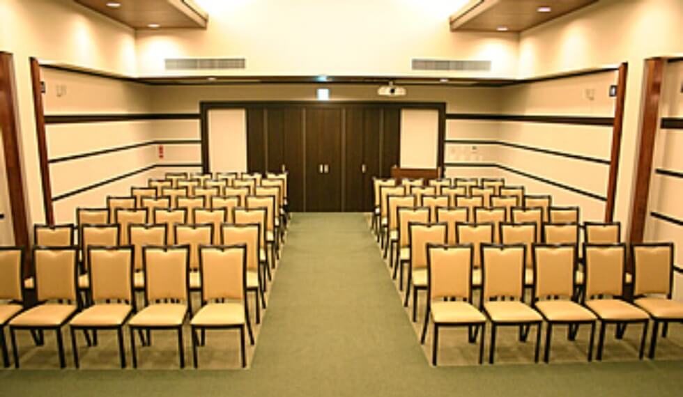 若葉駅西口ホール