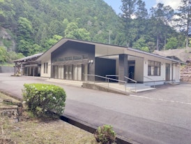 東栄町 富山村斎苑