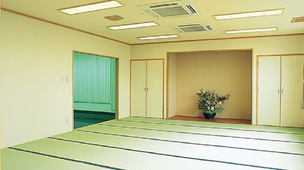 公益会舘 八日市