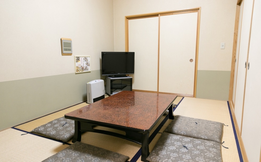 ベルハウス こもり