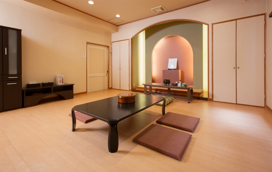 玉泉院 南大分会館