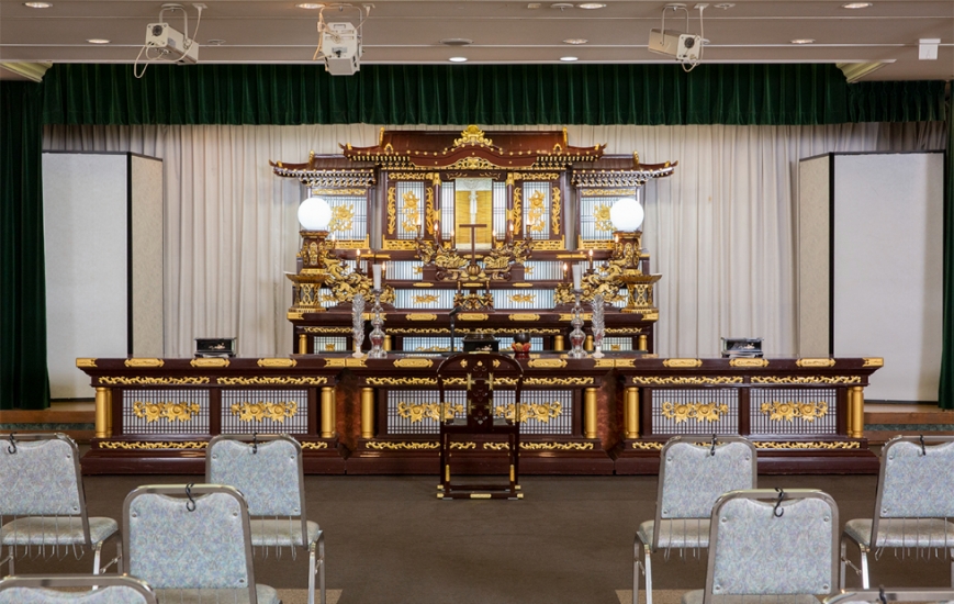 玉泉院 南大分会館