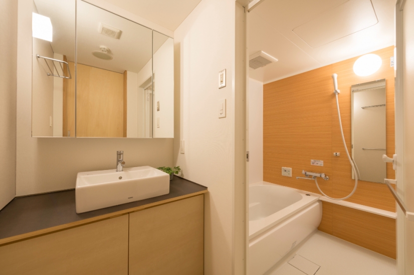 東冠メモリアル北越谷駅前