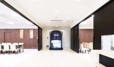 公益会舘 彦根東