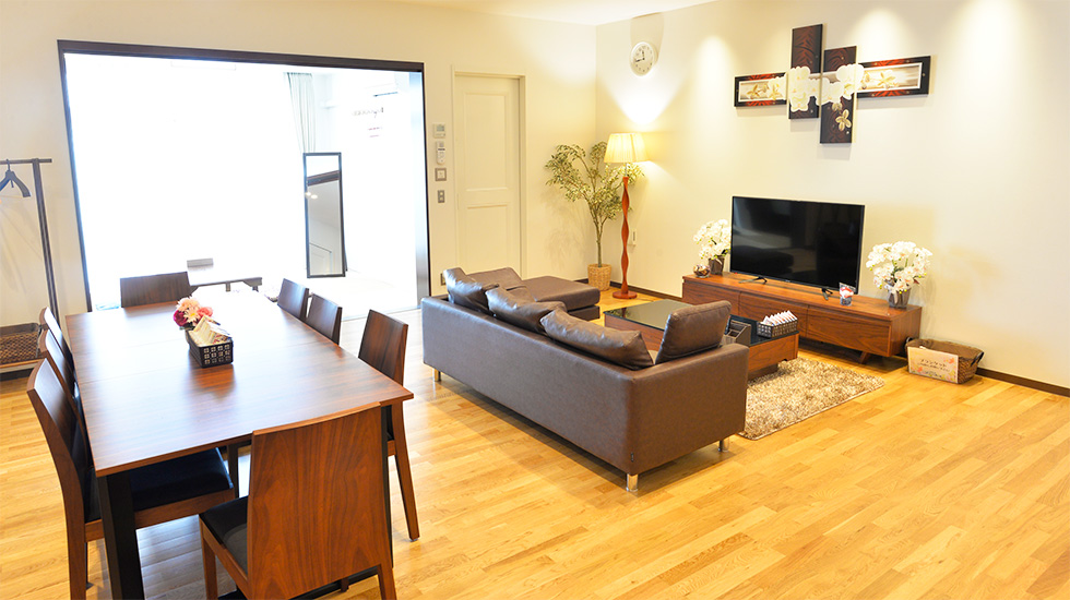 小さな森の家 野田山崎