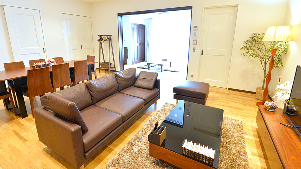 小さな森の家 野田山崎