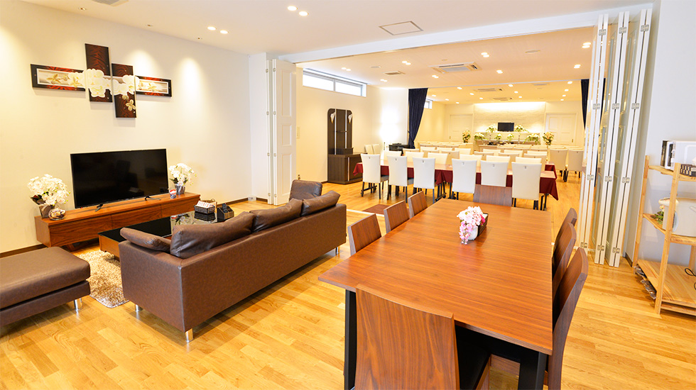 小さな森の家 野田山崎