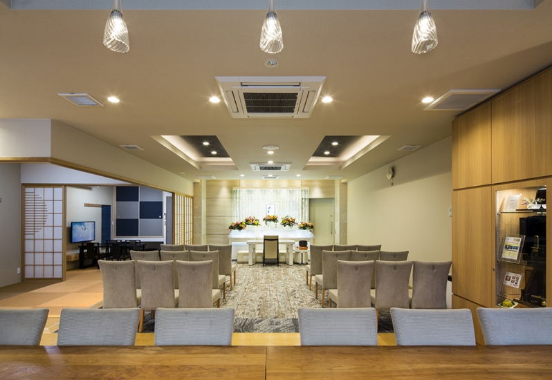 自由な家族葬 千の風 東大阪八戸ノ里ホール