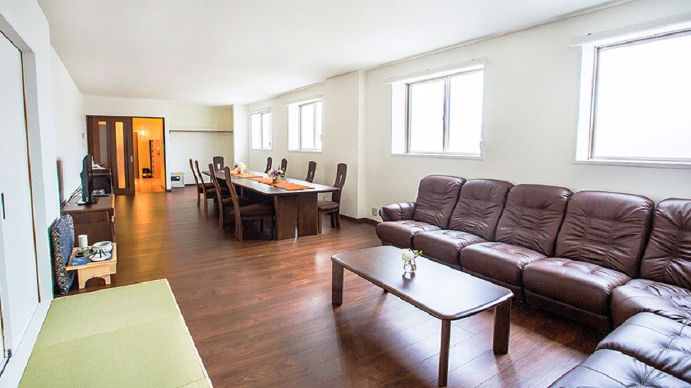 天国社姪浜会館