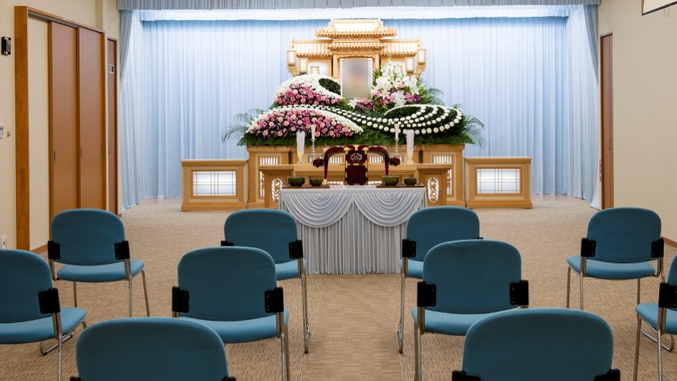 家族葬会館やすらぎ(本館）