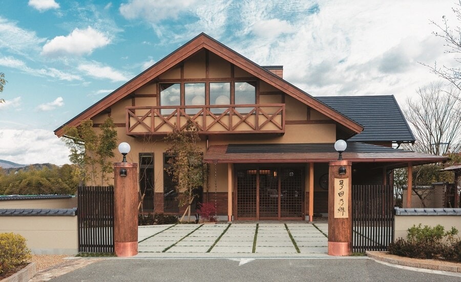 川西多田飛翔殿