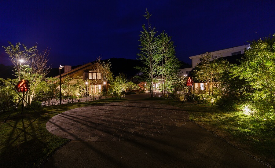 日生中央飛翔殿