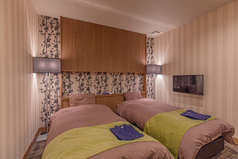 イズモホール六ツ美