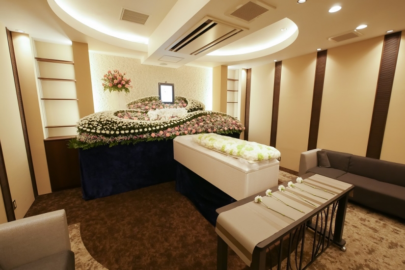 自由な家族葬 千の風 八王子ふじもりホール