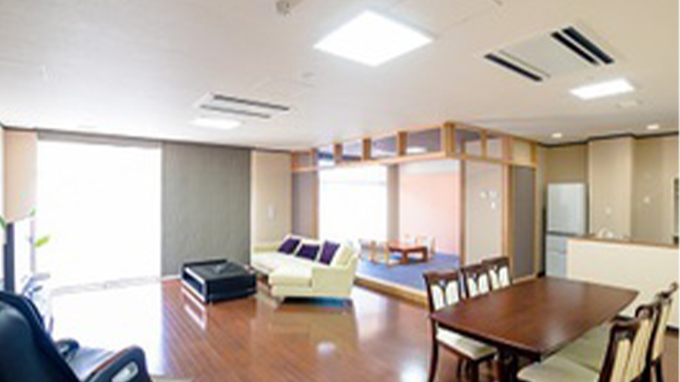 シティホール都留