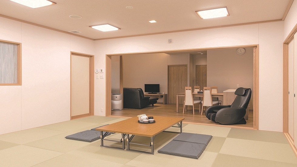 家族葬の結須崎東