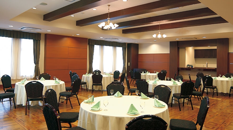 セレモニーホール三条つきおか