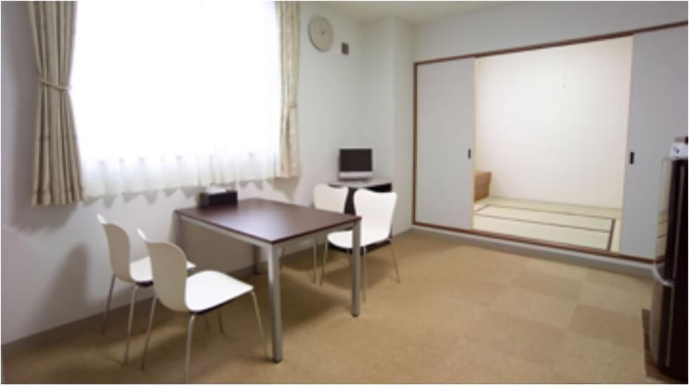 セレモール霞目