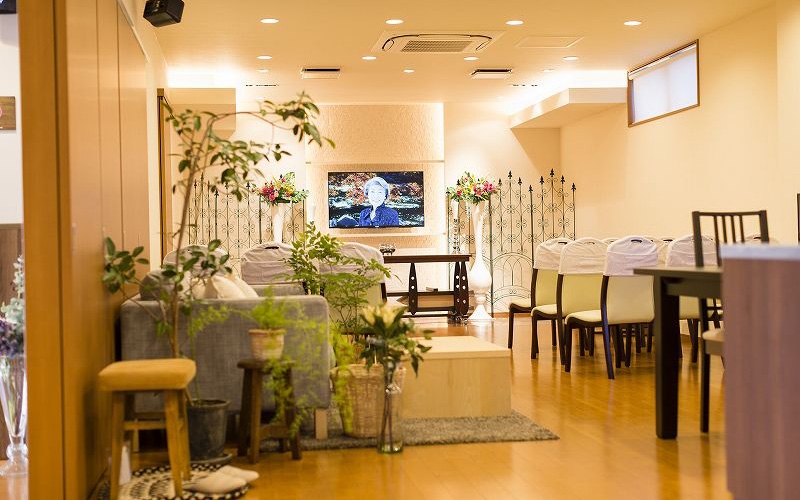 メモリーハウス 東大阪衣摺