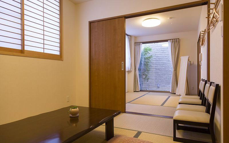 メモリーハウス 東大阪衣摺