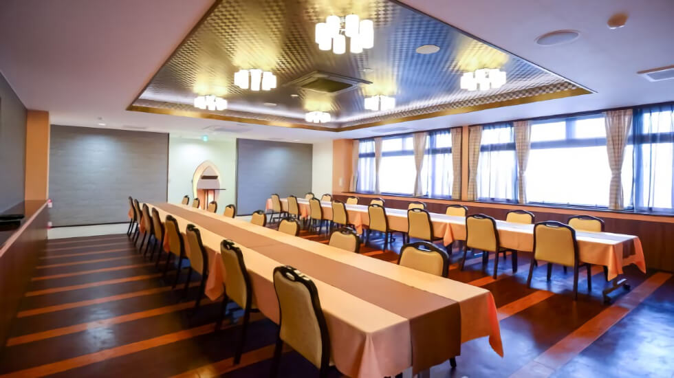 ファミリーホール天王