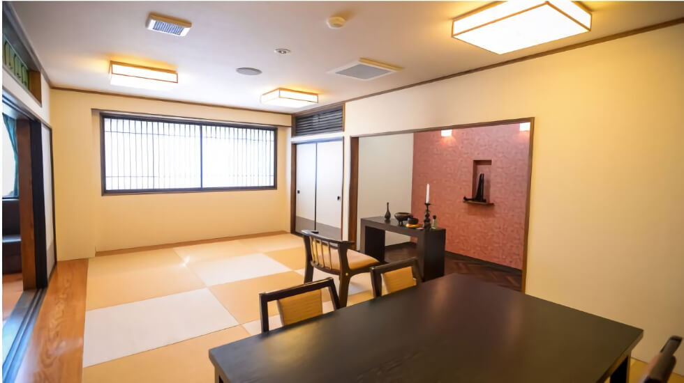 ファミリーホール天王