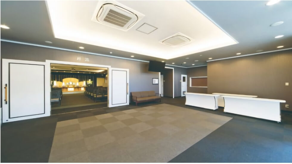 ファミリーホール新川