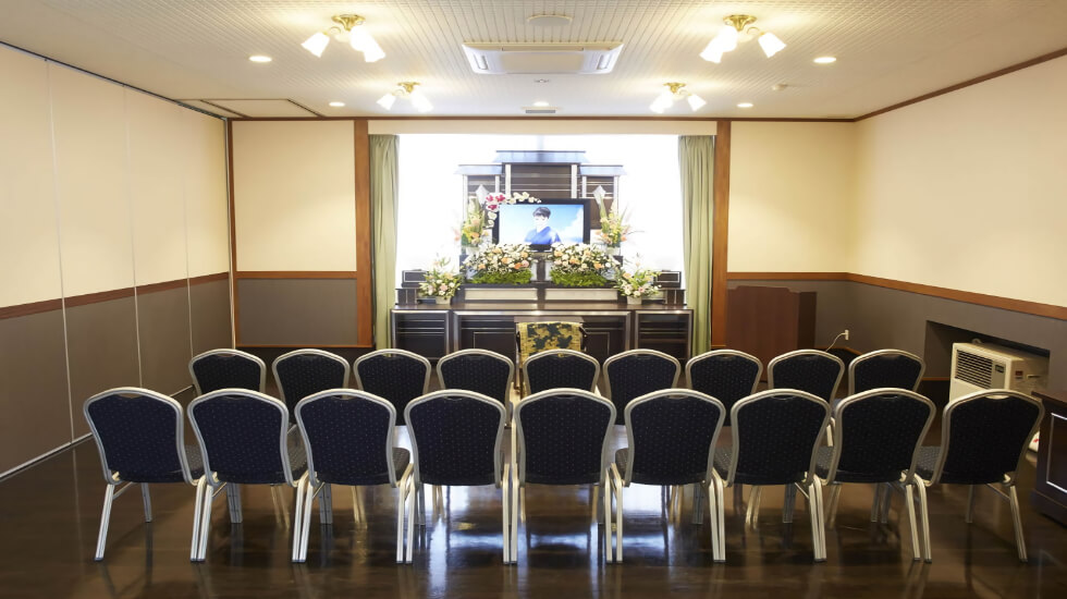 虹のホールたかのす みどり館