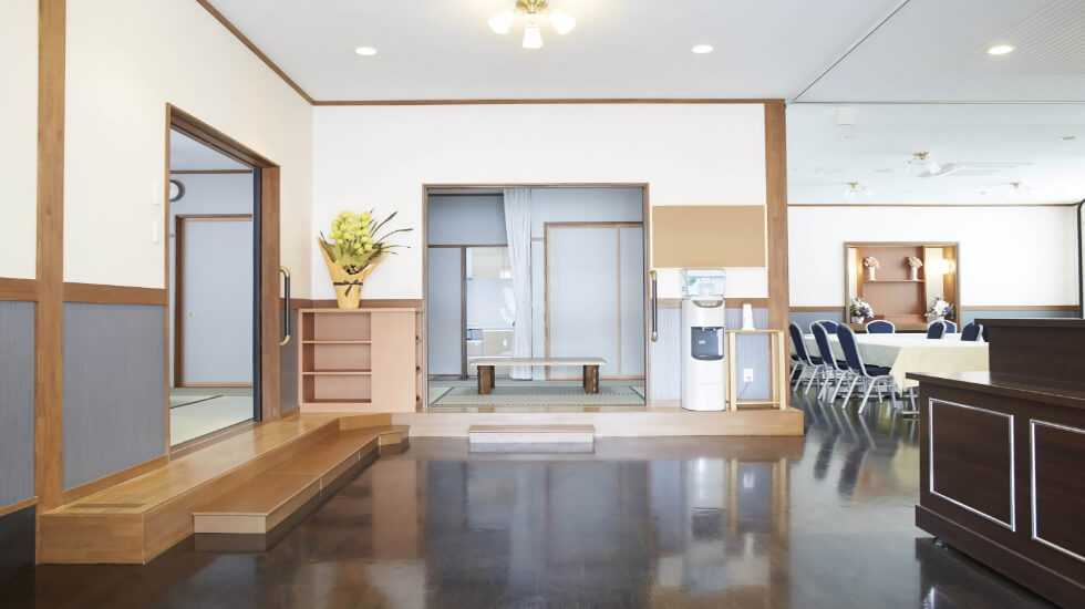 虹のホールたかのす みどり館